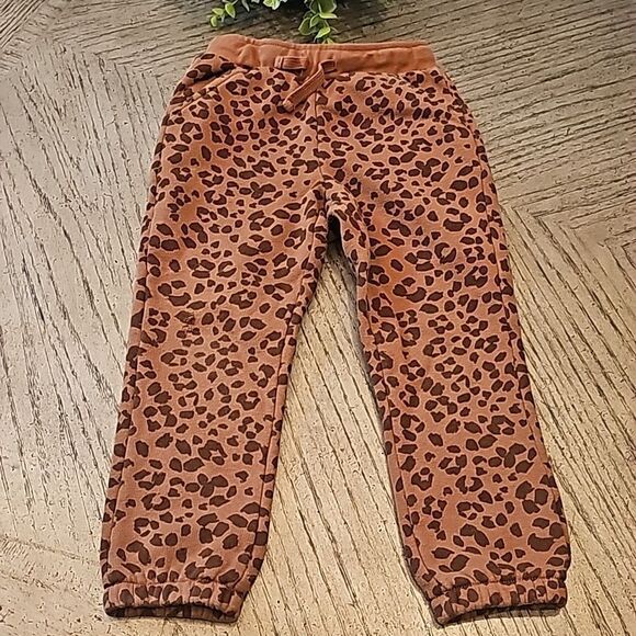 Leopard sweatpant joggers size 4 - Picture 2 of 12